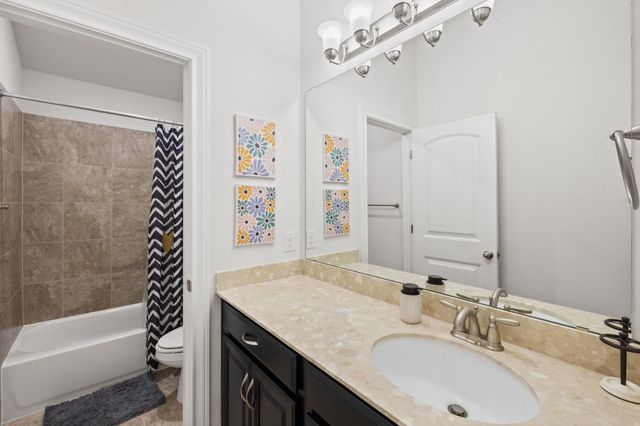 724 Pioneer GRV, Round Rock, TX 78665