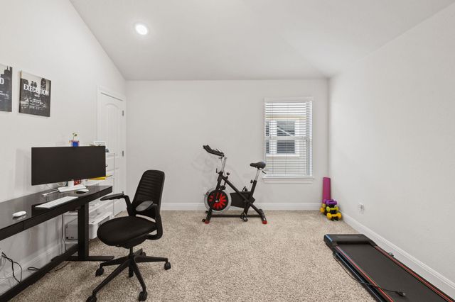 724 Pioneer GRV, Round Rock, TX 78665