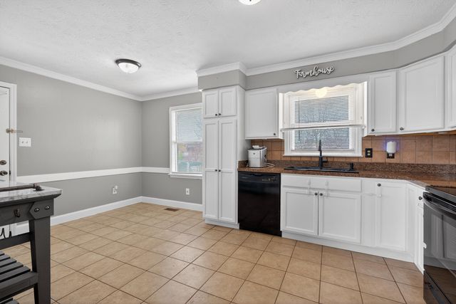 601 Edgewood Drive, Nicholasville, KY 40356