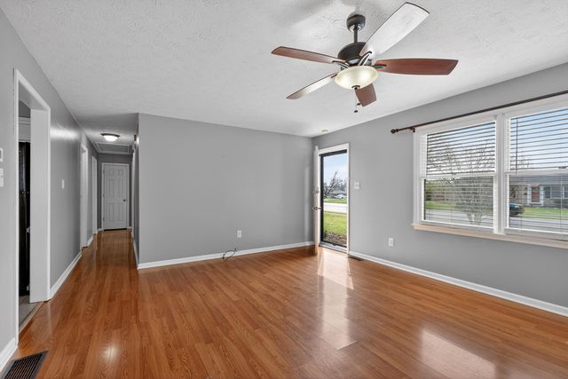 601 Edgewood Drive, Nicholasville, KY 40356