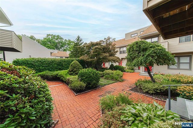 77 Liberty Street 8, Little Ferry, NJ 07643