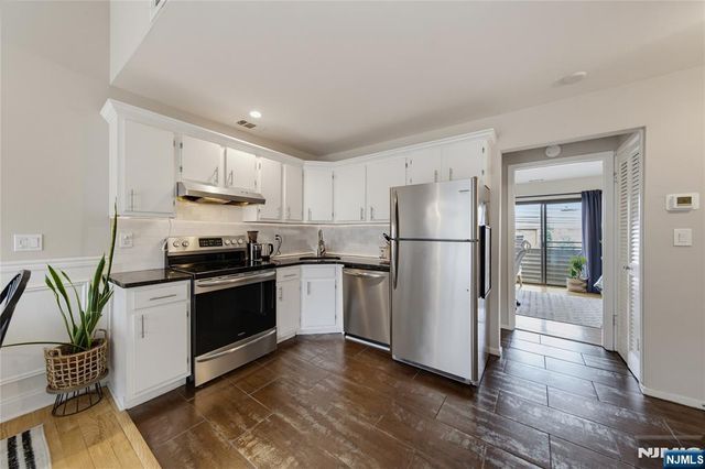 77 Liberty Street 8, Little Ferry, NJ 07643