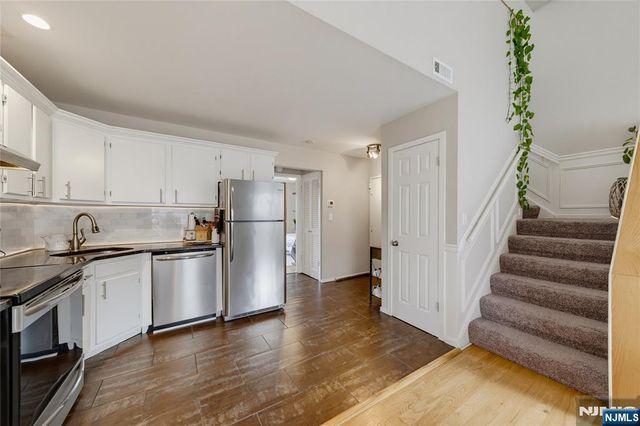 77 Liberty Street 8, Little Ferry, NJ 07643