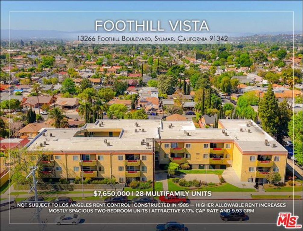 13266 Foothill Boulevard, Sylmar (los Angeles), CA 91342