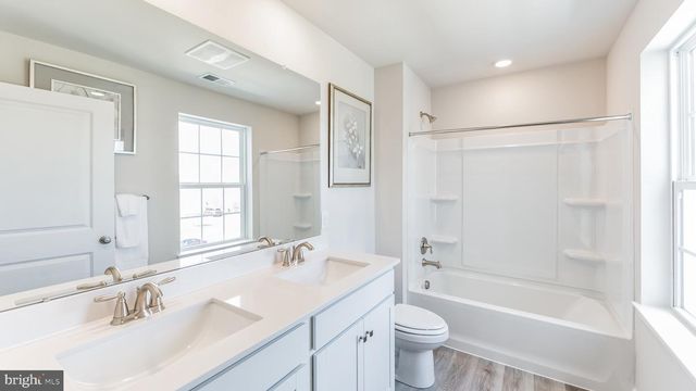 2054 PAPERBACK WAY, York, PA 17408