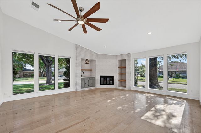 2013 TREEHOUSE Lane, Plano, TX 75023