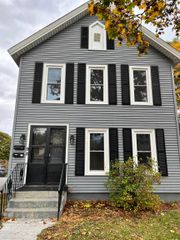 98 Forest Street, Rutland City, VT 05701