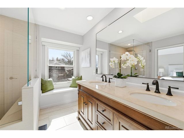 10537 W Ottawa Ave, Littleton, CO 80127