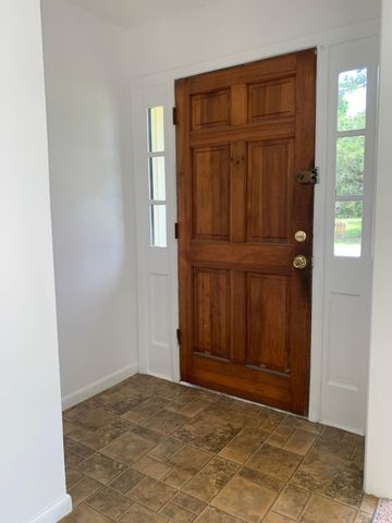 205 Pinewood Drive, Summerville, SC 29483