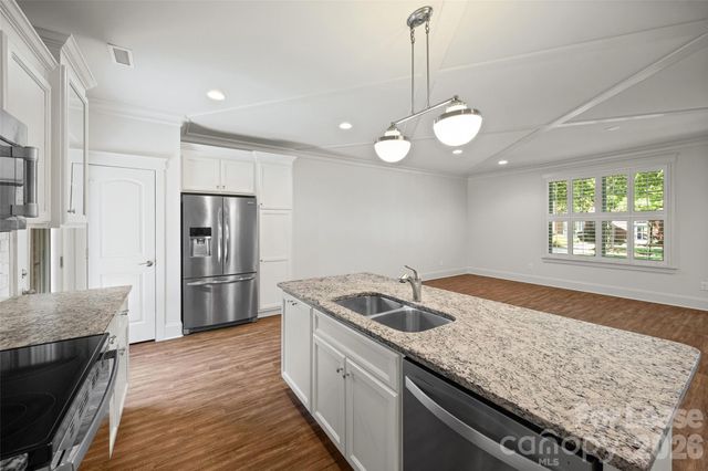 706 Kingsley Way, Belmont, NC 28012