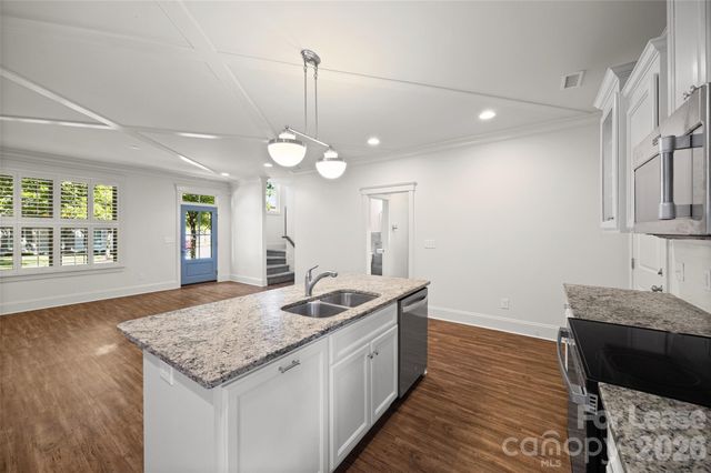 706 Kingsley Way, Belmont, NC 28012