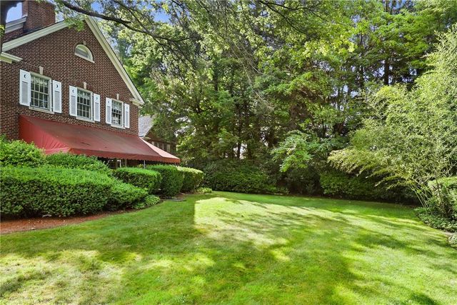 10 Westway, Bronxville, NY 10708