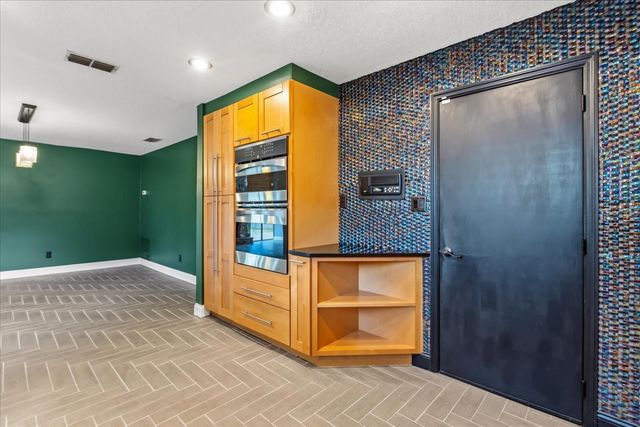 8830 S SHADOW BAY DRIVE, Orlando, FL 32825