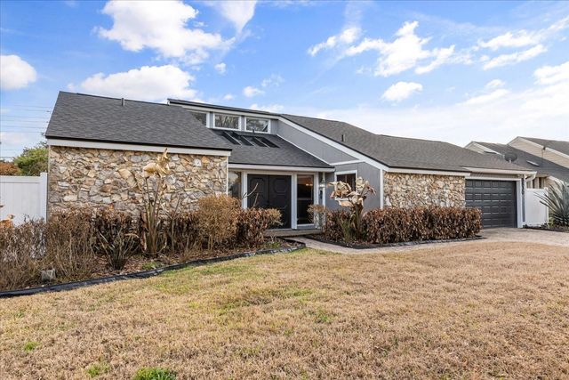 8830 S SHADOW BAY DRIVE, Orlando, FL 32825