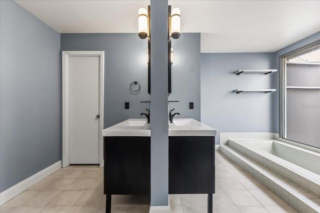 8830 S SHADOW BAY DRIVE, Orlando, FL 32825