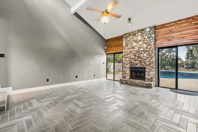 8830 S SHADOW BAY DRIVE, Orlando, FL 32825