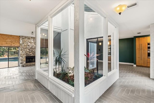 8830 S SHADOW BAY DRIVE, Orlando, FL 32825