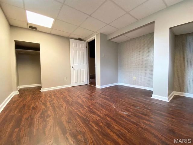 1015 S New Florissant Road, Florissant, MO 63031