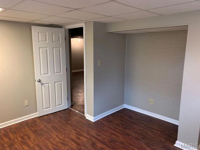 1015 S New Florissant Road, Florissant, MO 63031