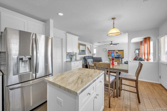 5407 Duke Field, San Antonio, TX 78227