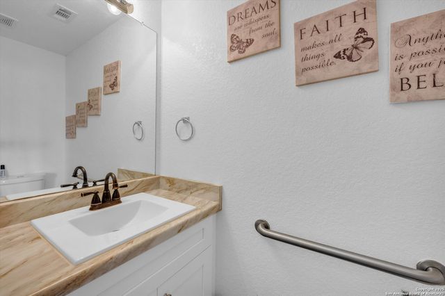 5407 Duke Field, San Antonio, TX 78227