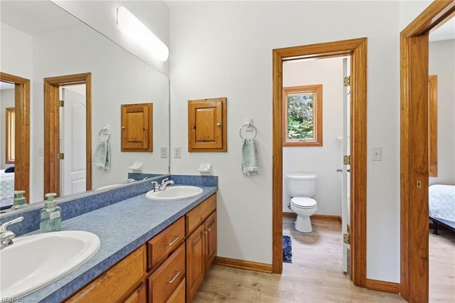 18152 Private Stock LN, Smithfield, VA 23430