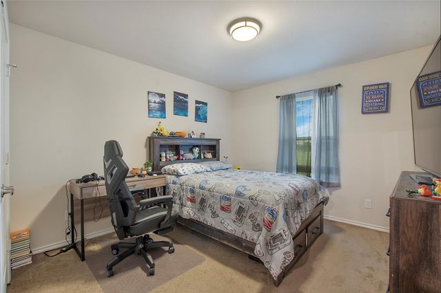 2224 Diamond Drive, Grand Prairie, TX 75051