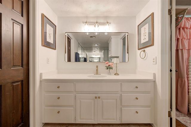 11250 Greenwood Drive, Piedmont, OK 73078