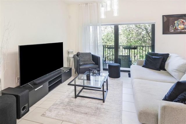10473 NW 82nd Street 9, Doral, FL 33178