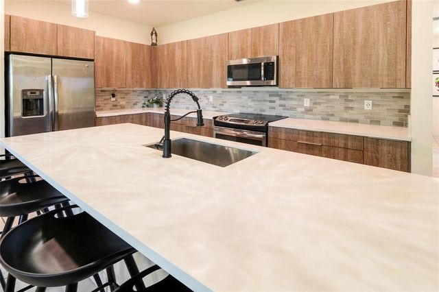 10473 NW 82nd Street 9, Doral, FL 33178