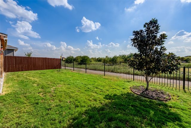 11707 Spraberry Way, Rhome, TX 76078