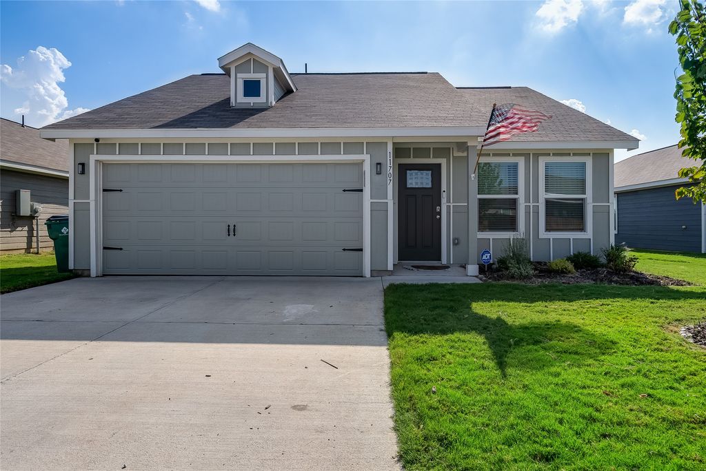 11707 Spraberry Way, Rhome, TX 76078