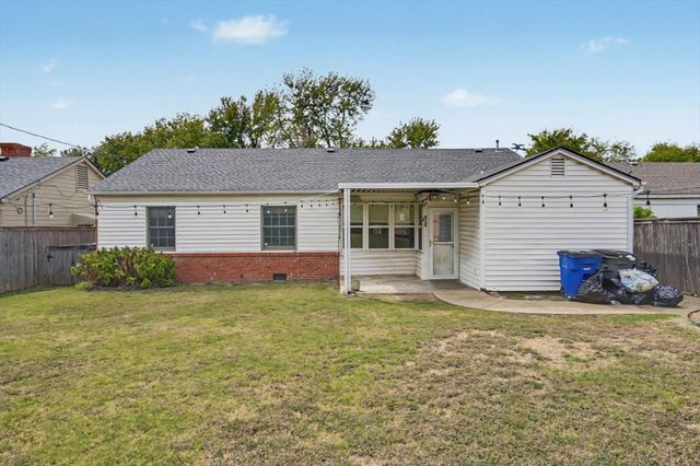 1821 Columbia Avenue, Tulsa, OK 74114