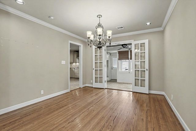 1821 Columbia Avenue, Tulsa, OK 74114