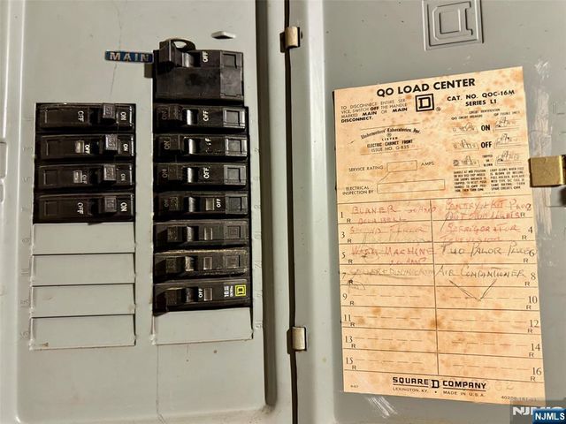 405 7th Street, Harrison, NJ 07029