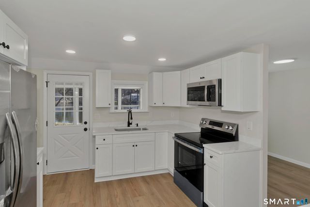 42 Wheeler Drive, Enfield, CT 06082