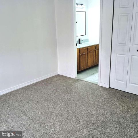 605 COBBLE CREEK CURV, Newark, DE 19702