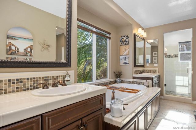 1800 Windriver St, San Marcos, CA 92078