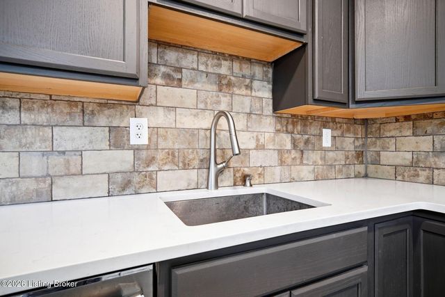 4513 Timothy Way, Crestwood, KY 40014