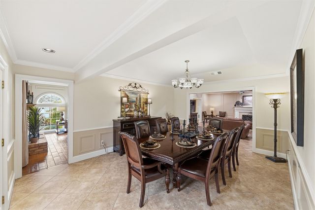 2000 Lakehill Court, Arlington, TX 76012