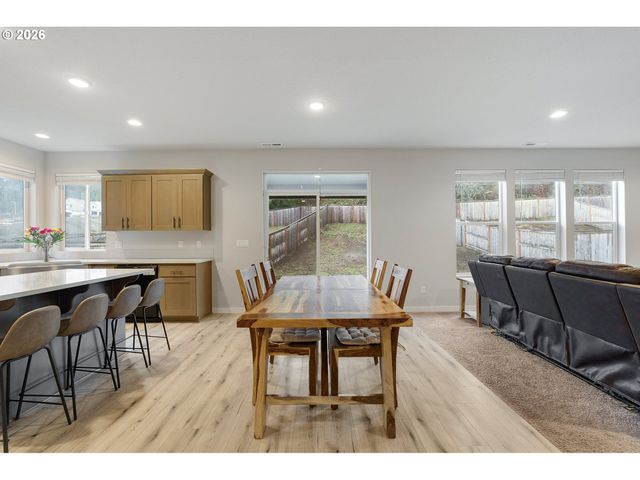 3587 Ne CLAIRE Rd, Estacada, OR 97023