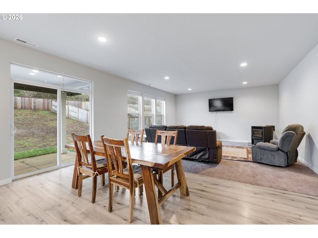 3587 Ne CLAIRE Rd, Estacada, OR 97023