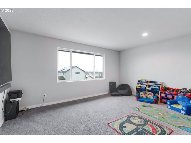 3587 Ne CLAIRE Rd, Estacada, OR 97023