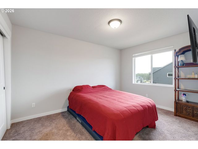 3587 Ne CLAIRE Rd, Estacada, OR 97023