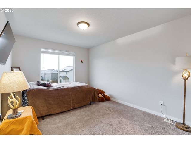3587 Ne CLAIRE Rd, Estacada, OR 97023