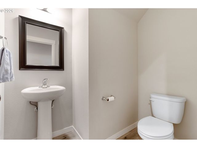 3587 Ne CLAIRE Rd, Estacada, OR 97023