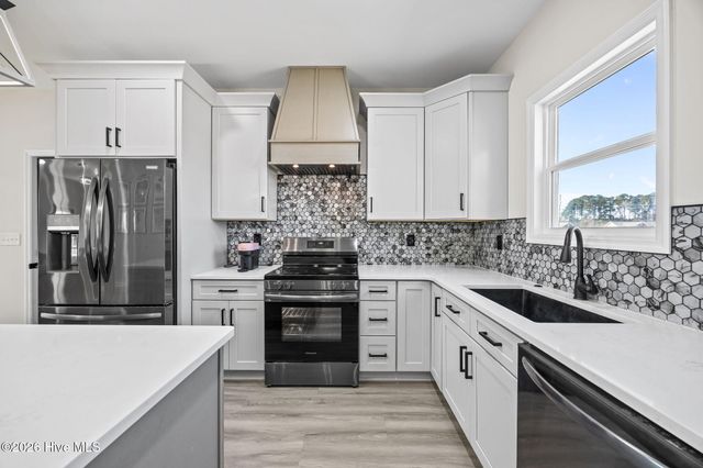 103 Adams Landing Way, Maysville, NC 28555