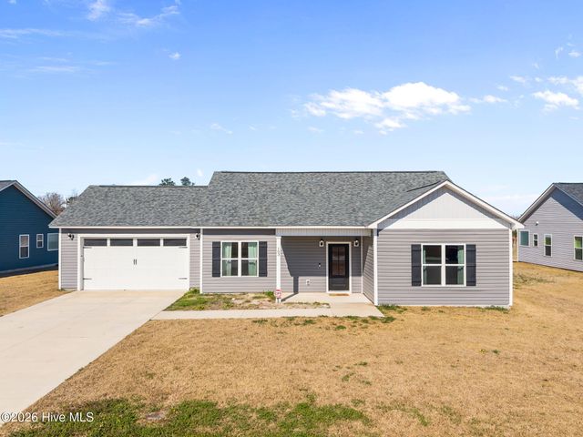 103 Adams Landing Way, Maysville, NC 28555