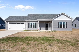 103 Adams Landing Way, Maysville, NC 28555
