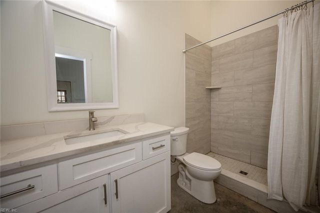 947 Owls Creek LN, Virginia Beach, VA 23451